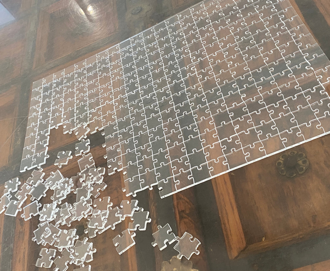 300 Piece 30cm x 40cm Clear Puzzle