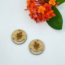 Load image into Gallery viewer, Timber Earring Blanks - Circle Wattle Sihouette